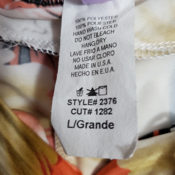 Summer Dress with a spaghetti strap - Picture 6 of 6